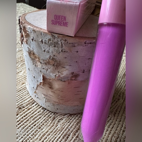 Jeffree Star Queen Supreme Supreme Gloss Full Pigment Lip Gloss - Picture 7 of 7